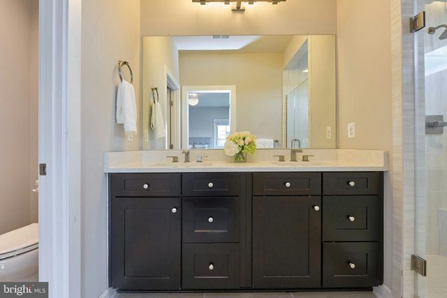 2358 CHADLINGTON RD, Falls Church, VA 22043
