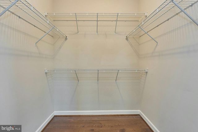 2358 CHADLINGTON RD, Falls Church, VA 22043