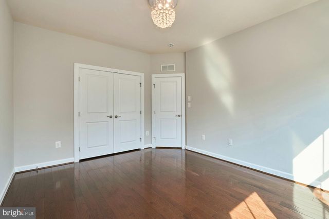 2358 CHADLINGTON RD, Falls Church, VA 22043