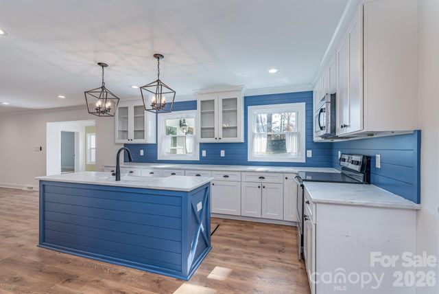 200 Belwood Drive, Belmont, NC 28012