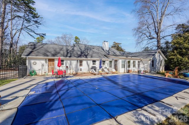 200 Belwood Drive, Belmont, NC 28012