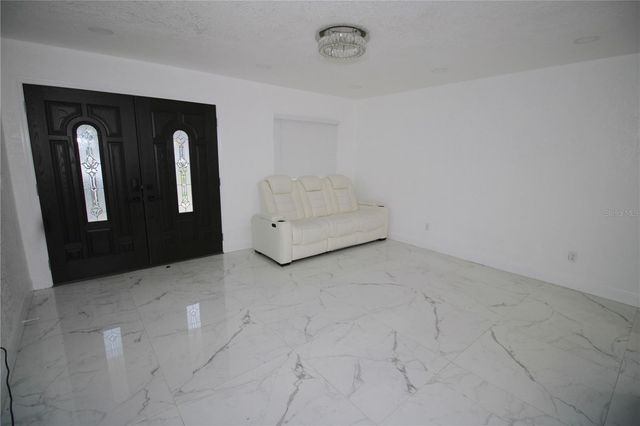 707 INNERGARY PLACE, Valrico, FL 33594