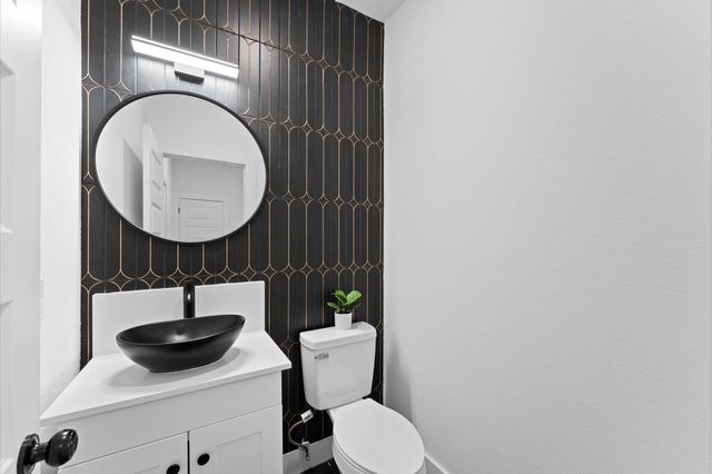 514 Melbourne Street A, Houston, TX 77022