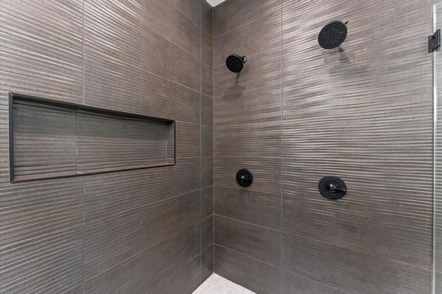 514 Melbourne Street A, Houston, TX 77022