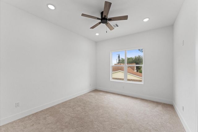 514 Melbourne Street A, Houston, TX 77022