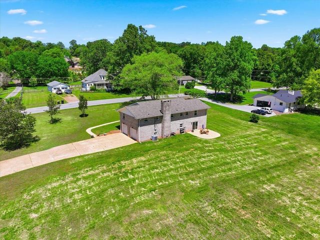 9103 Bay Drive, Chattanooga, TN 37416