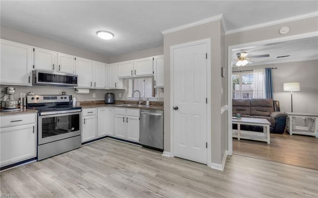 1328 Keaton WAY, Chesapeake, VA 23321