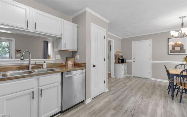 1328 Keaton WAY, Chesapeake, VA 23321