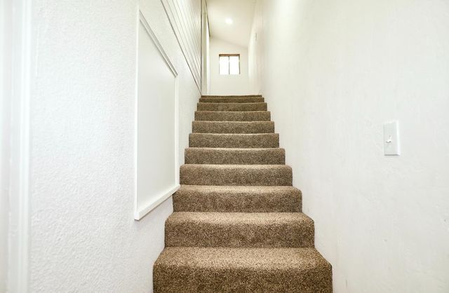 1305 E Fedora, Fresno, CA 93704