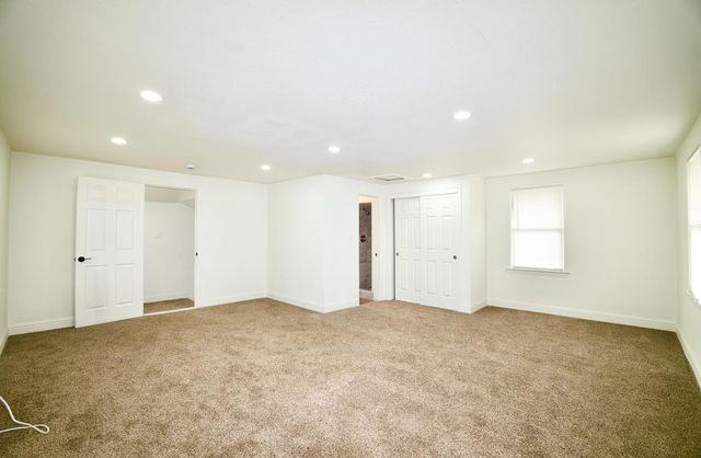 1305 E Fedora, Fresno, CA 93704