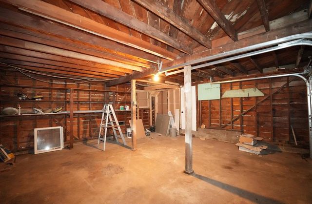 1305 E Fedora, Fresno, CA 93704