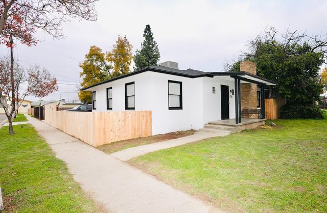 1305 E Fedora, Fresno, CA 93704