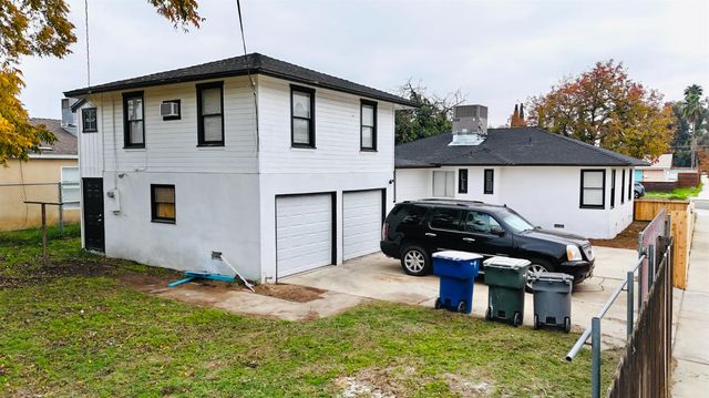 1305 E Fedora, Fresno, CA 93704