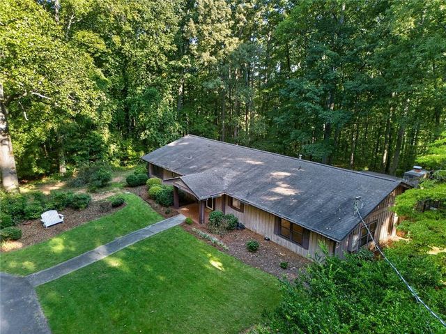 536 Adams Road, Fayetteville, GA 30214