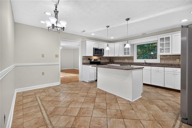 536 Adams Road, Fayetteville, GA 30214