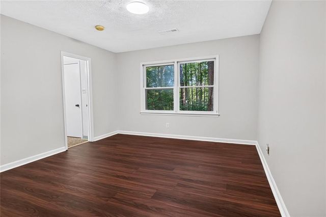 536 Adams Road, Fayetteville, GA 30214