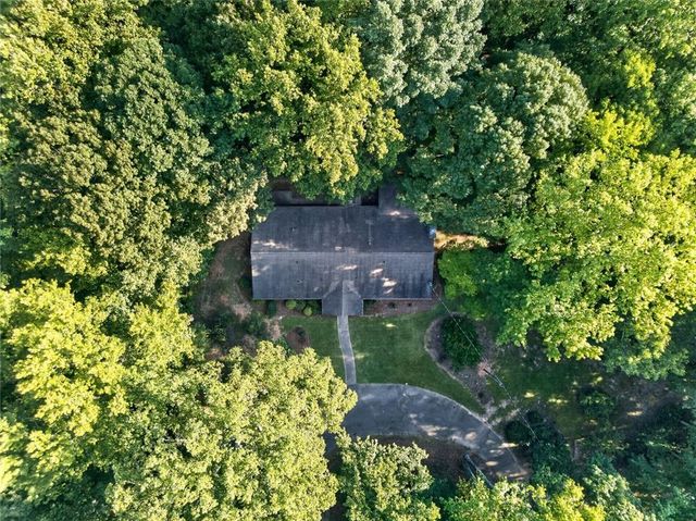 536 Adams Road, Fayetteville, GA 30214