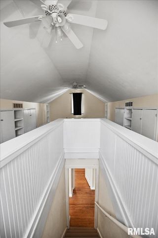 932 N 2ND Street, Springfield, IL 62702