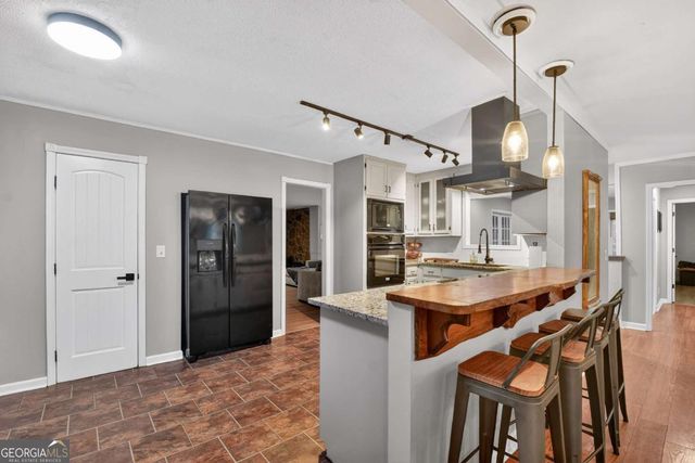 111 Laurel Crossing, Blue Ridge, GA 30513