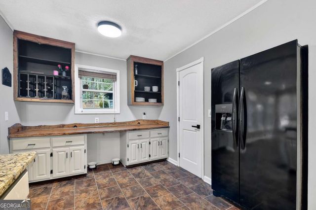 111 Laurel Crossing, Blue Ridge, GA 30513