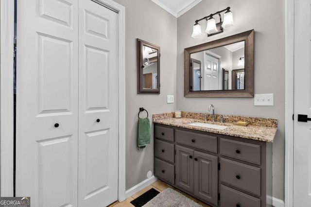 111 Laurel Crossing, Blue Ridge, GA 30513