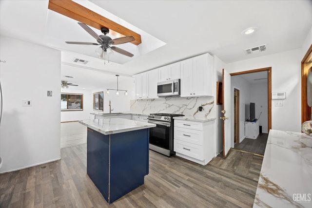 715 Francis Street, Bakersfield, CA 93308