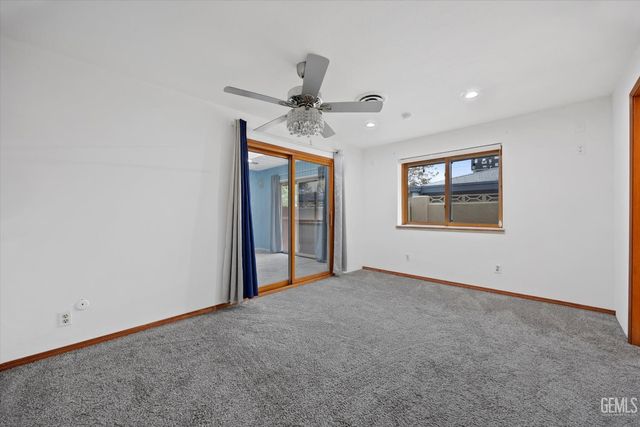 715 Francis Street, Bakersfield, CA 93308