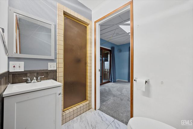 715 Francis Street, Bakersfield, CA 93308