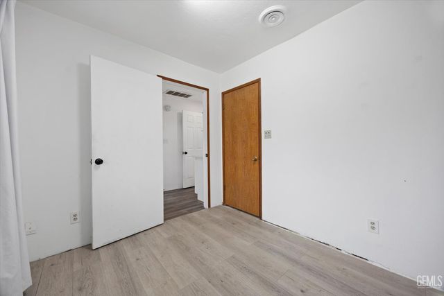 715 Francis Street, Bakersfield, CA 93308