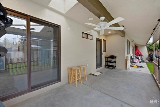 715 Francis Street, Bakersfield, CA 93308