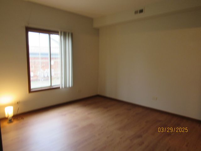 1735 Chesapeake Lane 7, Schaumburg, IL 60193