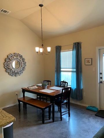 577 JACK RABBIT LN B, Buda, TX 78610