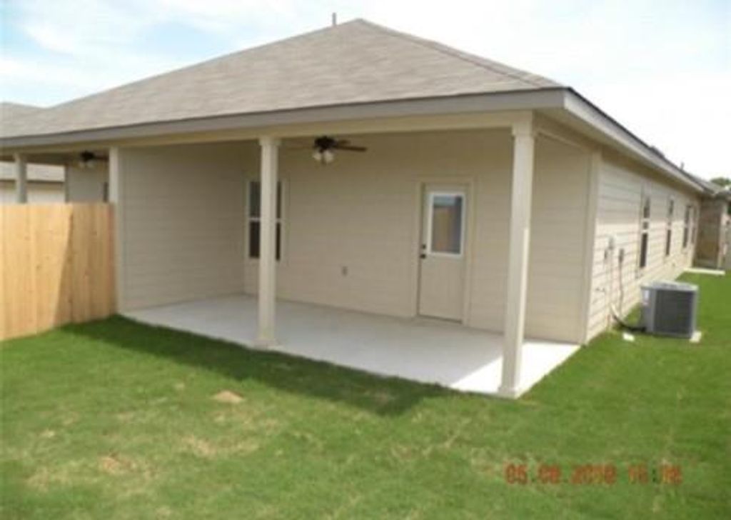 577 JACK RABBIT LN B, Buda, TX 78610