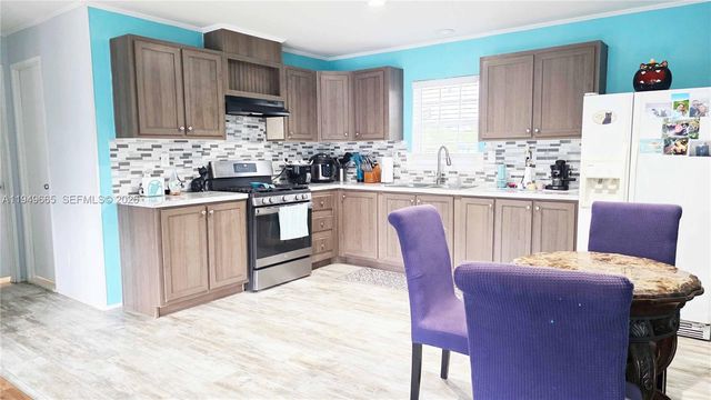 612 Hunting Club, Clewiston, FL 33440