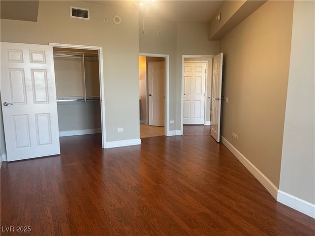 200 West Sahara Avenue 2211, Las Vegas, NV 89102