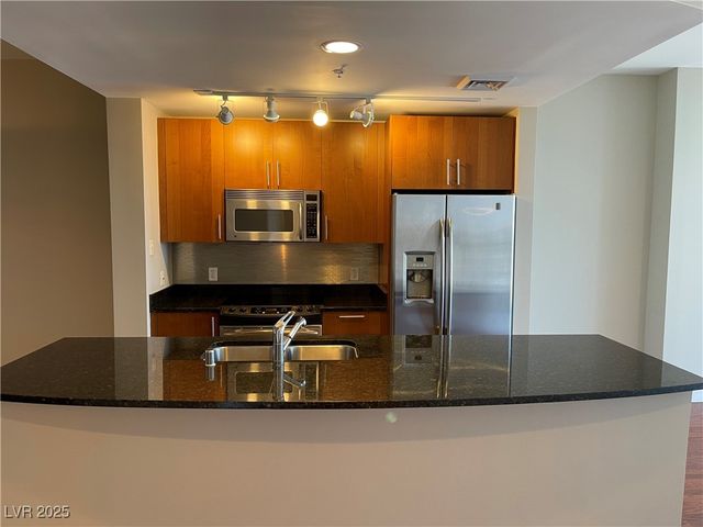 200 West Sahara Avenue 2211, Las Vegas, NV 89102