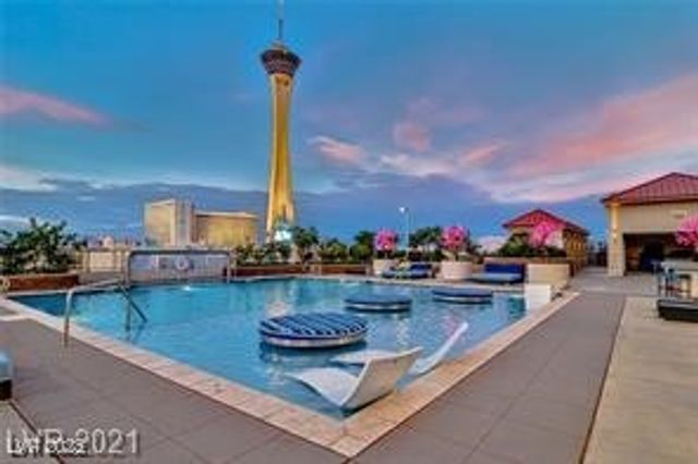 200 West Sahara Avenue 2211, Las Vegas, NV 89102