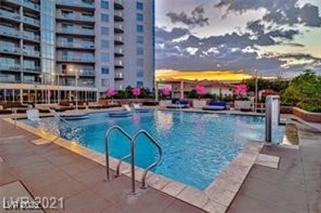200 West Sahara Avenue 2211, Las Vegas, NV 89102