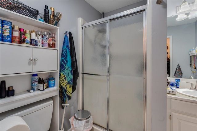 1932 S Leeanne Lane, Wichita, KS 67207