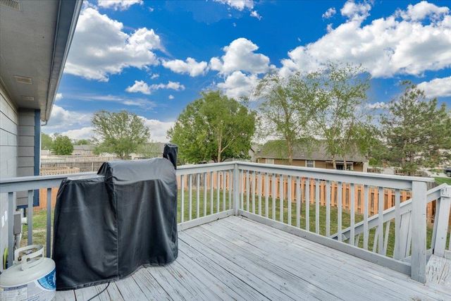 1932 S Leeanne Lane, Wichita, KS 67207