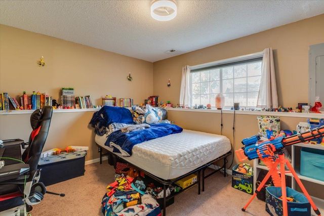 1932 S Leeanne Lane, Wichita, KS 67207