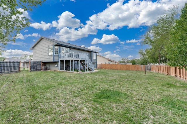 1932 S Leeanne Lane, Wichita, KS 67207