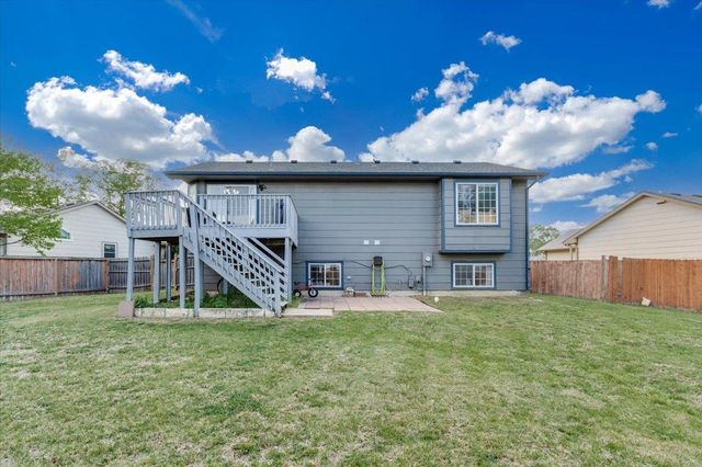 1932 S Leeanne Lane, Wichita, KS 67207
