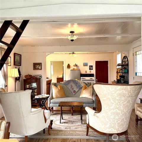 26414 Ridge Avenue, Ocean Park, WA 98640