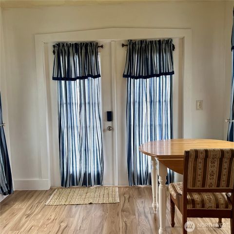 26414 Ridge Avenue, Ocean Park, WA 98640