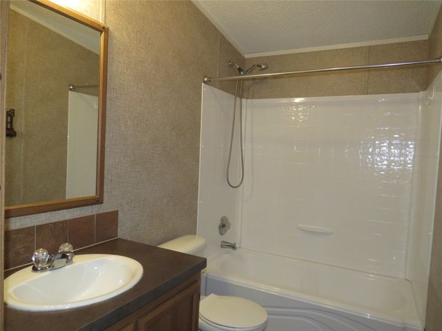 2141 Crocket, Sanger, TX 76266