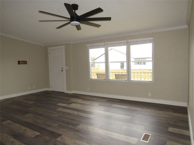 2141 Crocket, Sanger, TX 76266