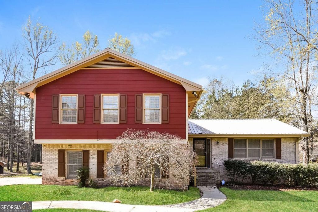 2069 Christian Circle SE, Conyers, GA 30013