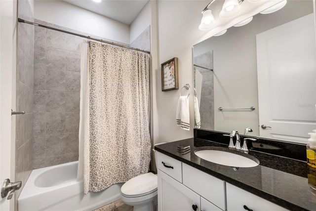 5 LAKESIDE PLACE E, Palm Coast, FL 32137