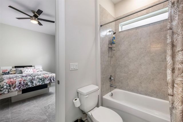 5 LAKESIDE PLACE E, Palm Coast, FL 32137